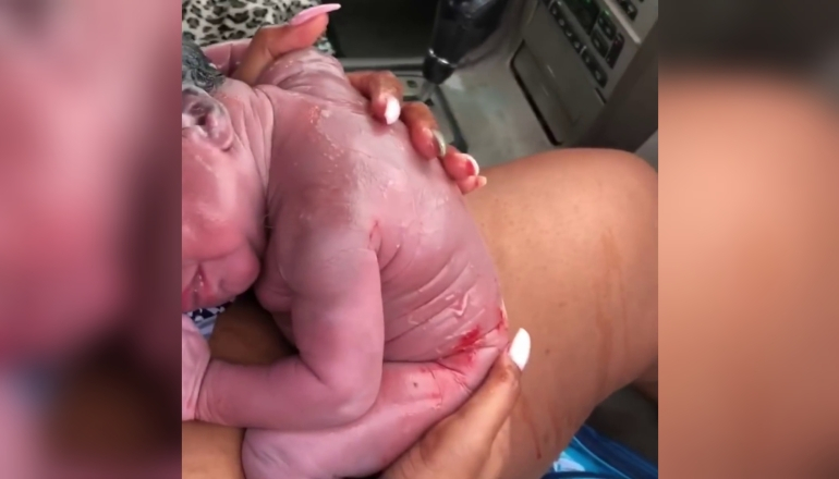 Mom Gives Birth to Baby in the Front Seat of A Car