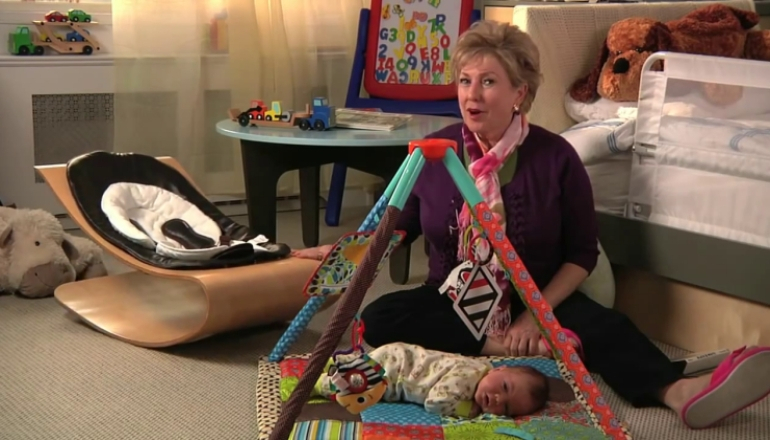 Smart Baby Tips: How to Stimulate a Newborn or Infant