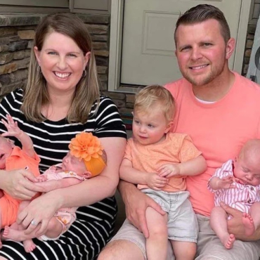 After Surprise Triplet Pregnancy, Couple Stunned By Another One