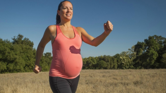 7 Benefits of Walking During Pregnancy