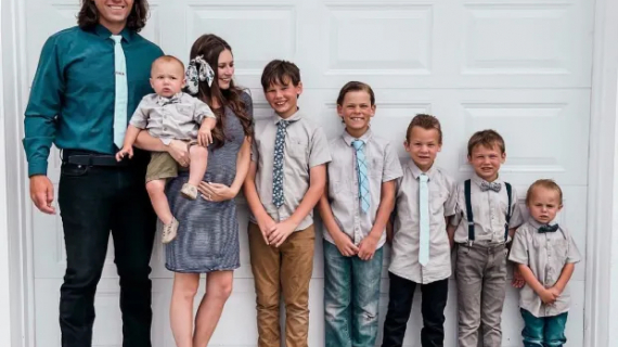 I’m a Mum-Of-7 – I’m Trolled For ‘Destroying My Body’ & Told To Get Hobbies Apart From Sex