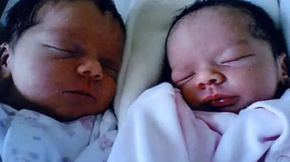 Mom’s “One In a Million” Miracle Pregnancy Of Twins Makes Headlines, Dad Realizes Something’s Off