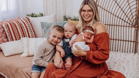 Mother-Of-Three Reveals It IS Possible To Hide A Pregnancy As She Shows Of Her Barely-There Bump Just Days Before Giving Birth