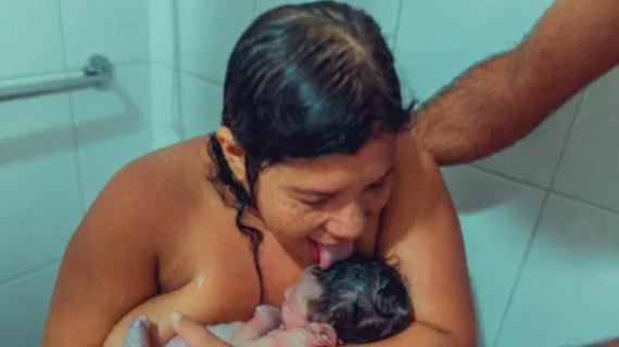 Mums, It’s Perfectly Normal To Want To Lick Your Newborn On The Forehead – And It’s All Part Of The Bonding Experience