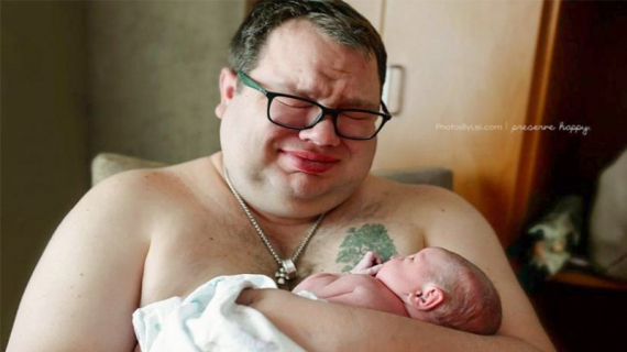 This Dad Shows Us The Overwhelming Emotion Of Welcoming A Rainbow Baby