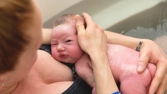 A Father Delivered His Twins in Home Water Birth