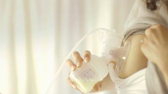 A Visual Guide: How to Express and Store Breastmilk?