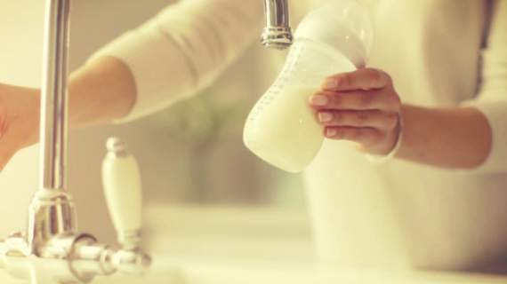 A Visual Guide: How to Prepare Your Baby's Bottle Feed?