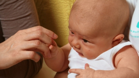 Baby Hunger Cues - How Can I Tell If My Baby is Hungry?