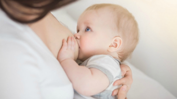 Breastfeeding: How to Handle an Oversupply of Milk?