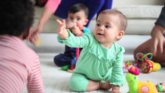 Developmental Milestones for Baby: Ninth Month