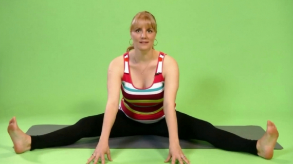 Prenatal Yoga: Half Forward Bend Pose (Ardha Uttanasana)