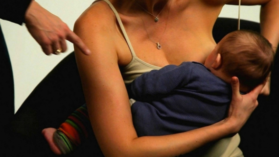 How to Do the Cross Cradle Breastfeeding Position