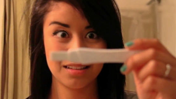 How to Know When You’re Ovulating (8 Steps)