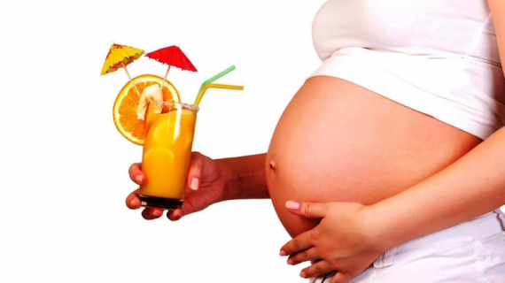 Is it Safe to Drink Little Alcohol While Pregnant?