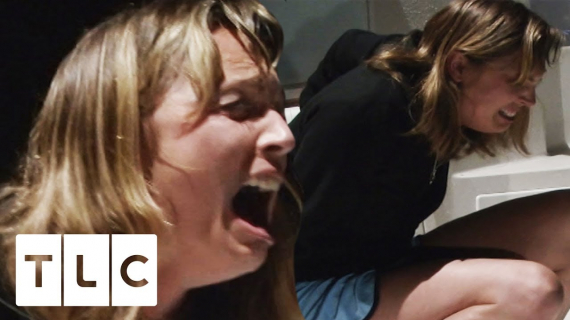 Woman Screams For Help As She Gives Birth Alone On A Boat! 