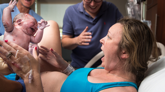 Mom Has Priceless Reaction After She Gives Birth to a Baby Boy Mom Has Priceless Reaction After She Gives Birth to a Baby Boy