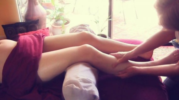 Pregnancy Massage: Legs and Thigh Spa Massage