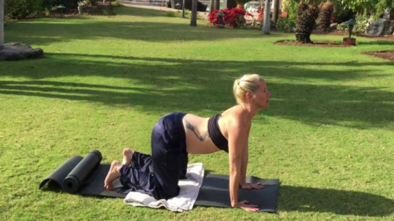 Pregnancy Yoga - The Best Position for Giving Birth