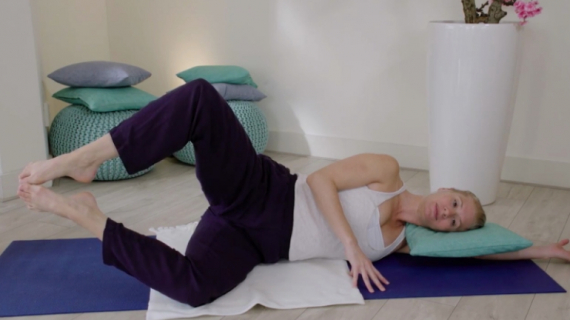 Prenatal Pilates: Side Lying Clam