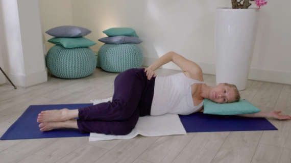 Prenatal Pilates: Side Lying Mermaid