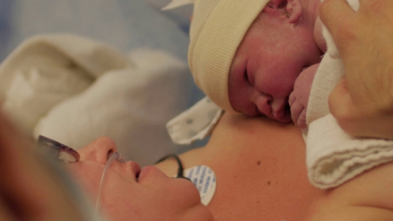 Skin-to-Skin Contact Best for Mom and Baby